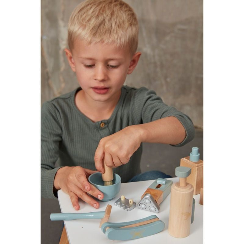 Shaving and care set