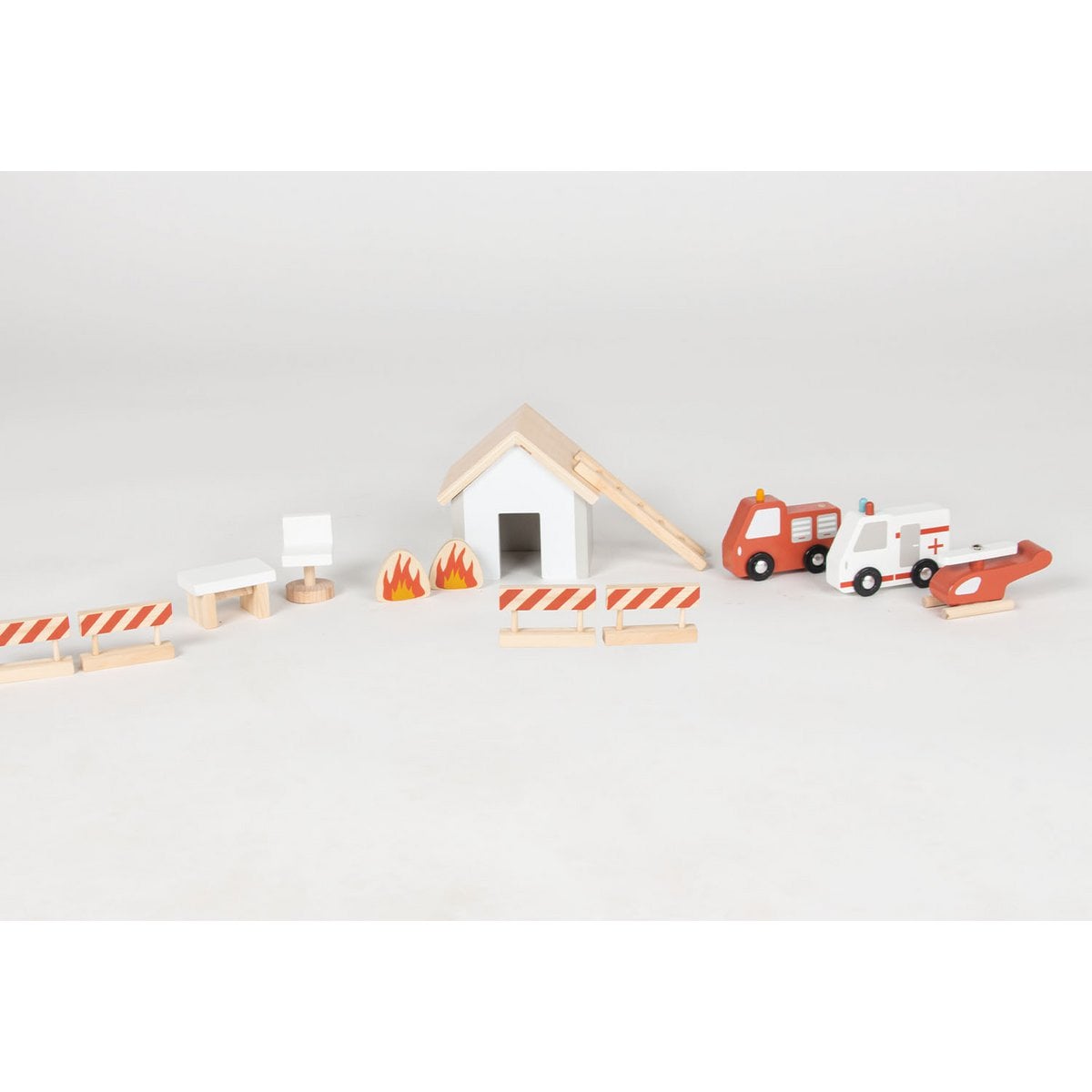 Fire station „Ben” with accessories