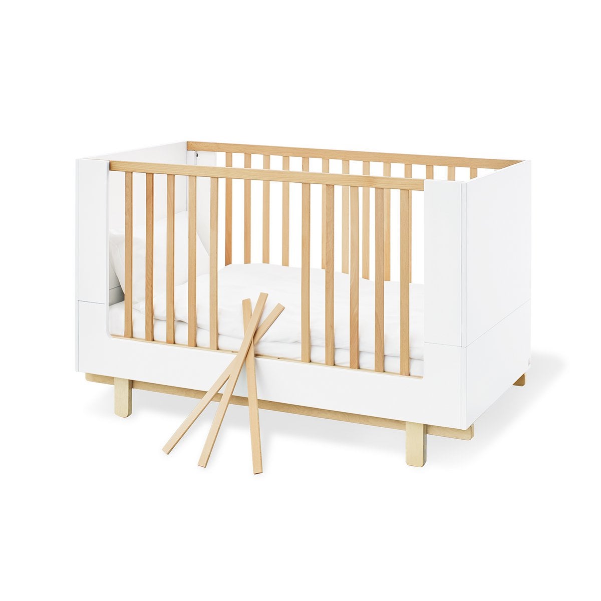 Cot bed „Boks”